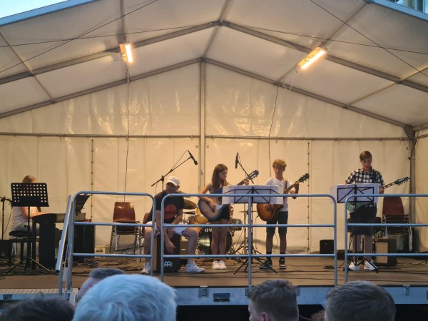 Musikschulfest Pausenhof Pressath