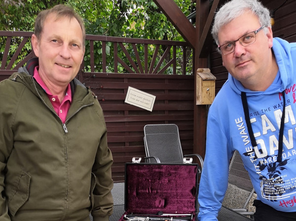 Instrumentenspende an unsere Musikschule